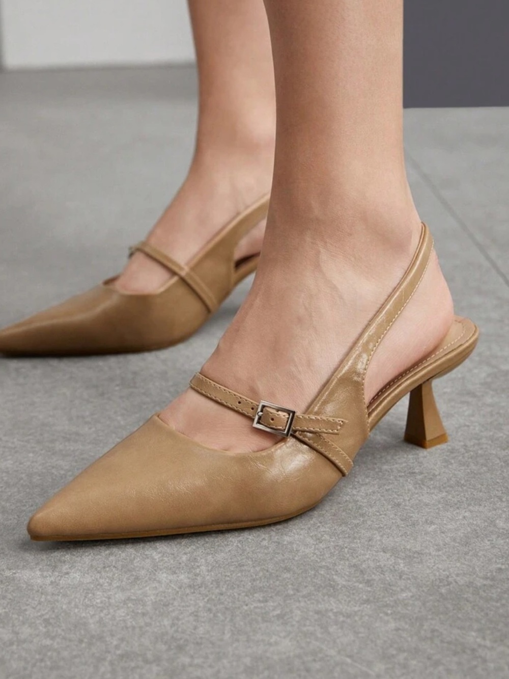 Taupe tan faux leather Slingback Pointed-Toe heels - Picture 2 of 4